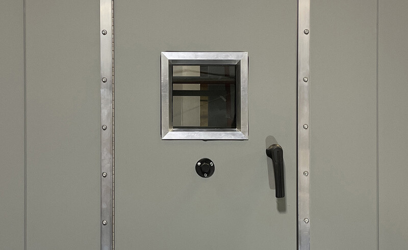 access-door-testport-latch-and-access-window